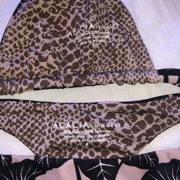 Acacia Black Elephant Set - Picture 2 of 4